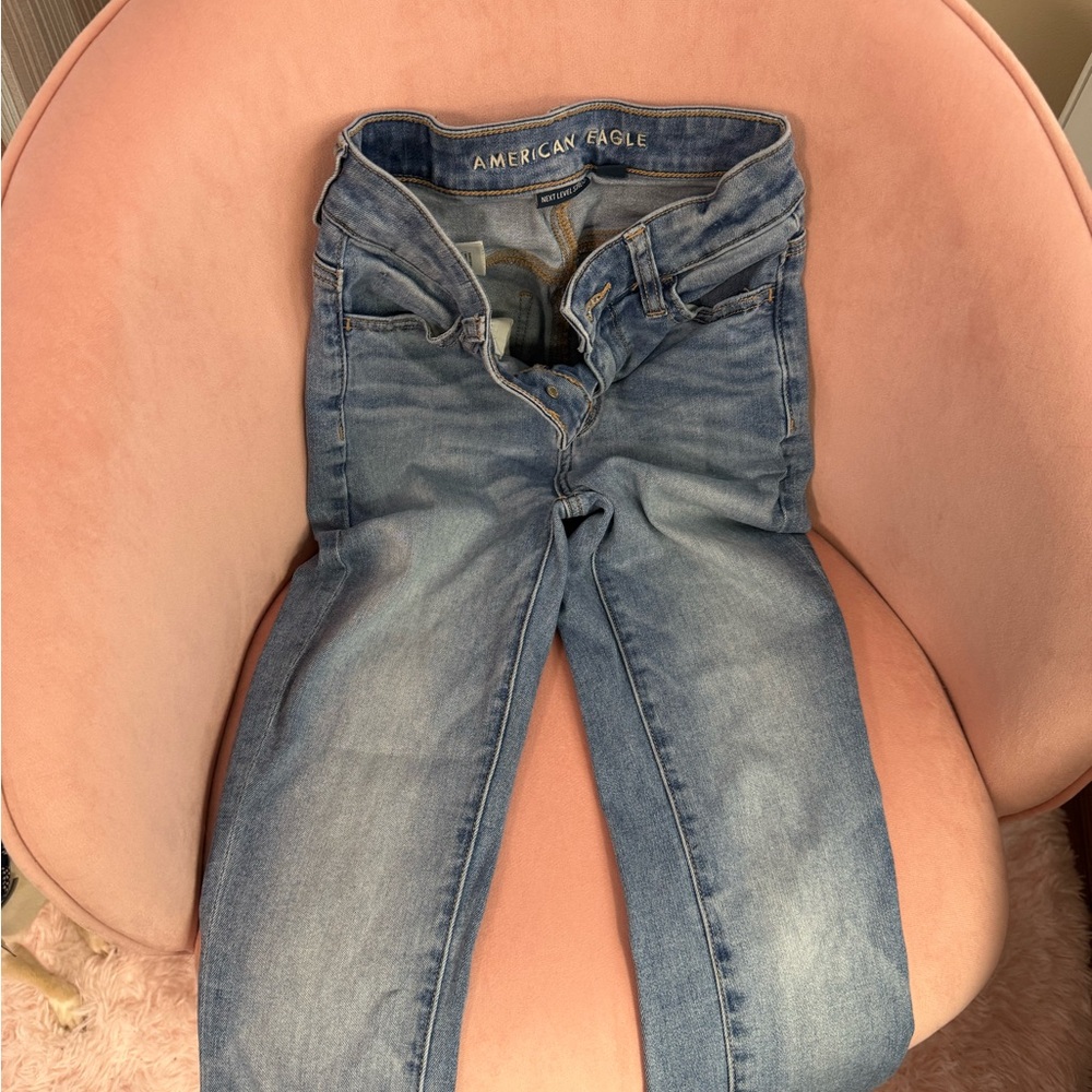 American Eagle Outfitters Light Blue Skinny Jeans